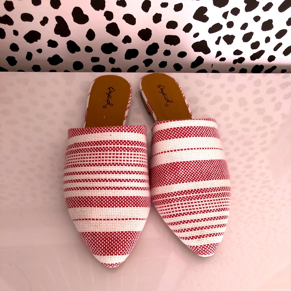 Red and white pointy flats